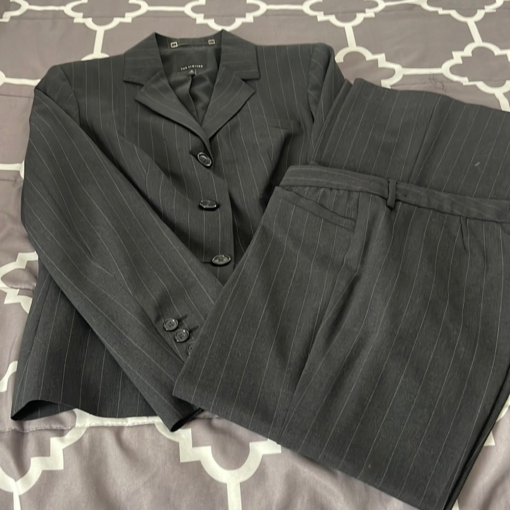 The Limited Suit.